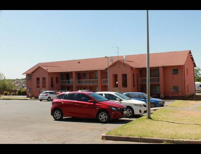 0 BEDROOM HOUSE FOR SALE IN COMMERCIA